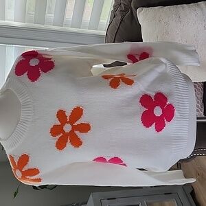 Floral Patterned White Sweater